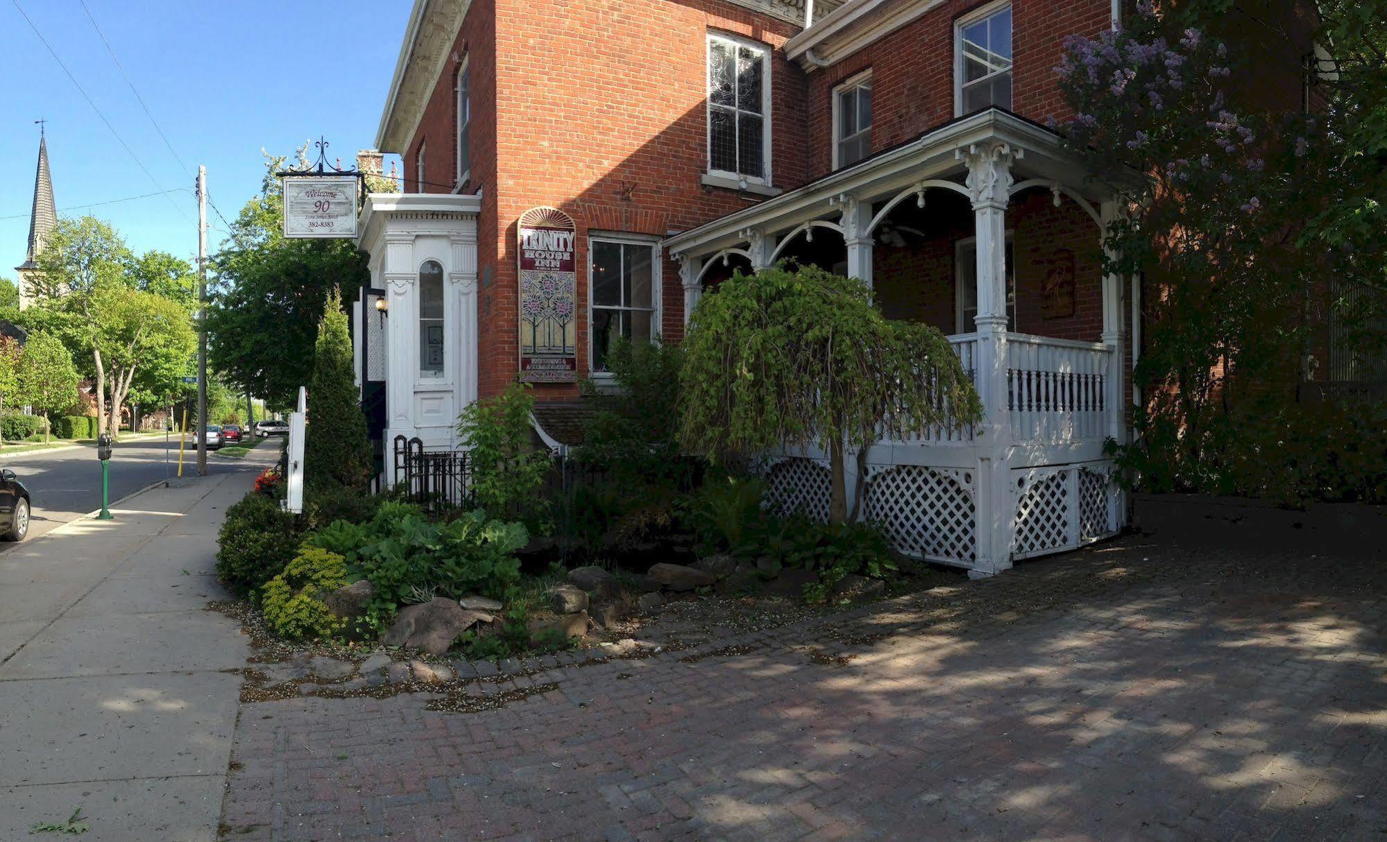 Trinity House Inn Gananoque Exteriér fotografie